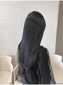 透明感を残すブラックカラー