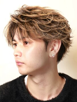 クロト 福岡本店(KUROT) ハイライトフェザーショート