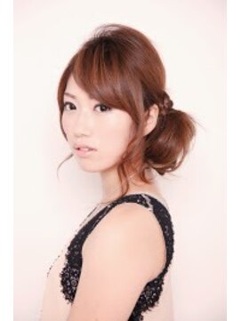 アルス ウィズ アクロス オモテサンドウ(aluss with AKROS omotesando) 簡単アレンジアップ