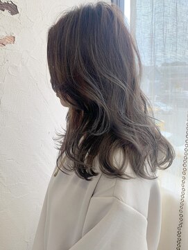 ヘアスタイリングルーム バター(hair styling room butter) 【butter辻憲太郎】 透明感×ミントアッシュ