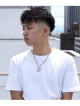 メリケンバーバーショップ コウベ(MERICAN BARBERSHOP KOBE) 七三オールバックツイストパーマかき上げヘアコンマヘア190