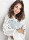 ふんわり軽やかフェミニンレイヤーロング
