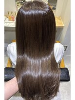 リタ(rita.)&nbsp;小辻結花 プレミアムイルミナカラー×グレージュ