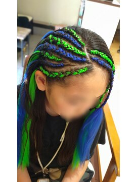 ヘアデザインフルーヴ(hair design fleuve) キッズコーンロウ