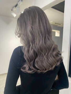 ナービス(NARVIS) 外国人風/バレイヤージュ/アッシュグレー