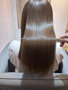 コンフィー(comfy) 【comfy 佐藤】メテオストレートエイジング【草加/谷塚美容室】