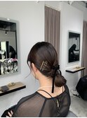 タイトなローポニーアレンジ