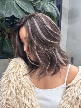 トゥイン 八王子(TWIN) ハイライト/レイヤーボブ/レイヤーカット/黒髪/髪質改善/八王子