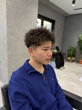 ラヴィット 横浜店(LUVIT) アクティブスパイキーアップバング