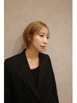 モネ 栄 久屋大通店(monet)&nbsp;ショートボブミルクティーベージュカラーダブルカラーハイトーン