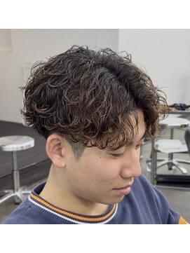 クロウ 豊川(CROW) 波巻きパーマスパイラルパーマシャドウパーマツイストスパイラル