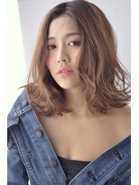 エルフォ(elfo) 【elfo】大きめウェーブで色っぽボブ