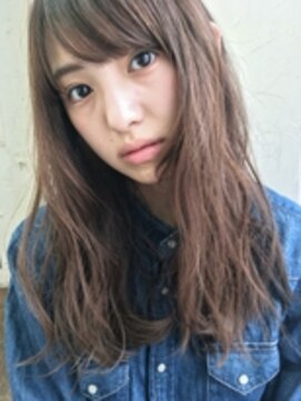 チェルシー 表参道 学生限定　ストレートでも簡単にアレンジ可能な極ゆるパーマ