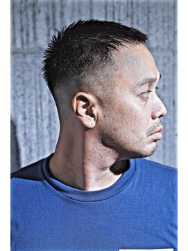 モイ(moy) フェードカット バーバースタイル スキンフェード〔浅草/上野〕