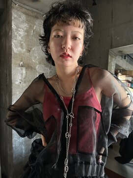 エッセ 大阪梅田茶屋町店(esse) お洒落ショートヘア