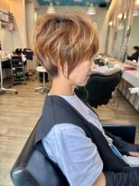 ラフ 立川(Laff)&nbsp;立川 似合わせカット ゆるふわパーマ ショートカット ベージュ