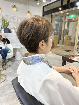 ソラ(SoRa) ハイライトが素敵なショート