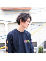 チーカ(chica)&nbsp;センターパートシャドウパーマ