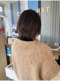 外はねボブのグレージュカラー