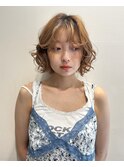 ベージュカラー