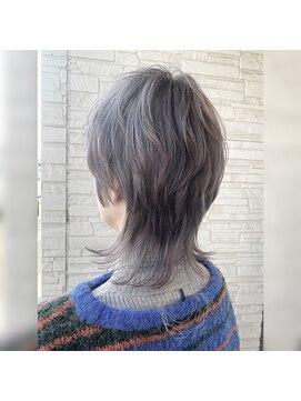 イスト(hair salon ist) シルバーカラー　ハイトーンカラー　ダブルカラー　ブリーチ