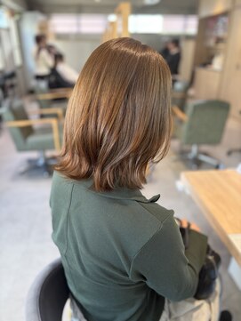 ゼストプラス(ZEST plus) ワンカラーで明るめオリーブベージュ【Luna】