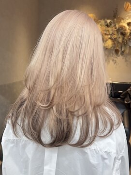 ロンド レア 天神大名店(Lond Le’a) ダークアッシュ/大人ガーリー/似合わせカット/着物ヘア10代20代
