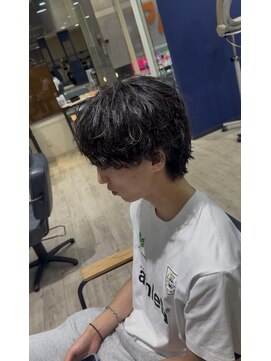 ハッシュタグネイビー 仙台駅前店(＃NAVY) シャドウパーマ/仙台駅前/フェザーパーマ/スパイキーショート