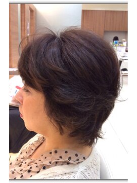 イマージュ アヴェダ 八王子店(Image AVEDA) 大人の外はね・カジュアルショート