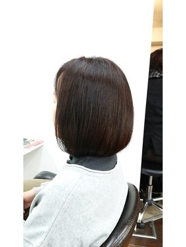 ヘアーアンドスパ ベアーズ 2 前下がりボブ内巻