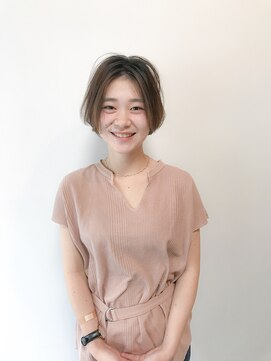 ジジデザイン(jiji DESIGN) フワフワショートボブ  jijiDESIGN 濱口勇太