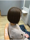 切りっぱなしミニマムボブ