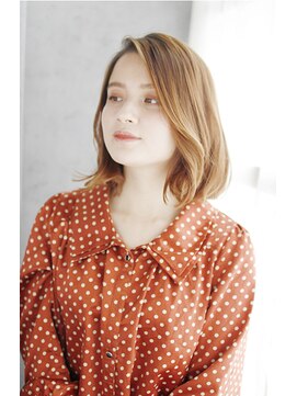 ラクシア(LUXIA) かきあげバングスタイル