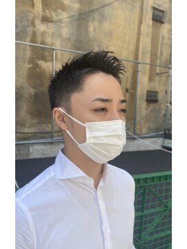 ドルクス 日本橋(Dorcus) 日本橋三越前メンズ美容室刈り上げビジネスショート