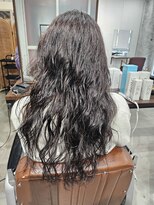 アオゾラヘアーカミノウラ(AOZORA HAIR kaminoura)&nbsp;毛先抜け感パーマ