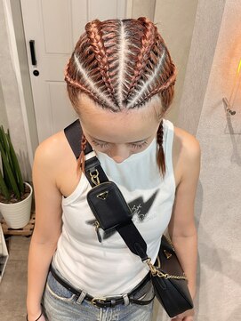 ゼスト クレス(ZEST Cres) 【立川CRES三木】４本コーンロウデザイン