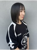 賛成ストレート×切りっぱなしボブ