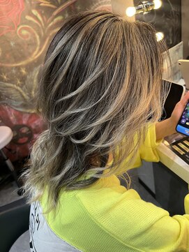 スパークスヘア(Sparks hair) 切れ毛を活かしたエアタッチバレイヤージュ♪