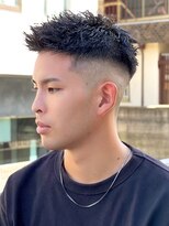 エルマーク 神戸三宮(L-MARK)&nbsp;スキンフェード短髪バーバーアップバングツーブロック
