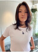 セミロングレイヤー　顔周りレイヤー　アッシュブラウン