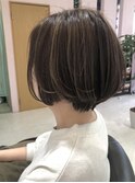 白髪暈しハイライト×イルミナ☆グリーンベージュ+ショートボブ