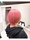 ペールピンクショートカットハイトーンカラーホワイトピンク