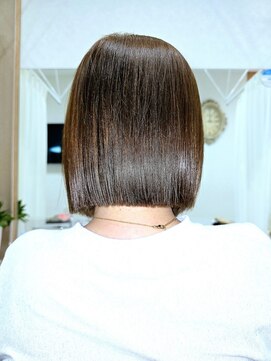 メタ(META) カット+アプリエカラー★ブリーチ無しで髪を明るくする方に特化