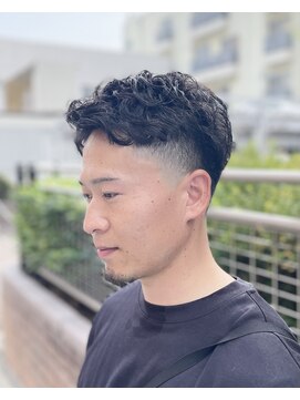 刈部倶楽舞 フェード/アップバング/ツーブロック/ナチュラル/メンズパーマ