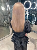 エンドット(en.)&nbsp;透明感たっぷりのミルクティーカラーで柔らかい印象に