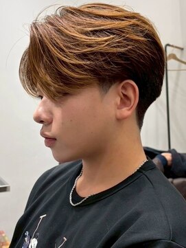 カルム(kalm) メンズセンターパートウルフセンターパートニュアンスパーマ襟足