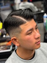 ワイズチョップガレージ(Y's CHOP GARAGE)&nbsp;サイドパート　　スキンフェード