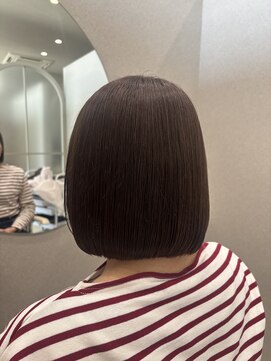 ロエ(Lowe') ボブ