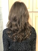 モモ(MOMO)&nbsp;ミルクティーベージュ