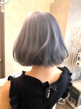 マジックマッシュ(Magic Mush) 切りっぱなしグレージュボブスタイル